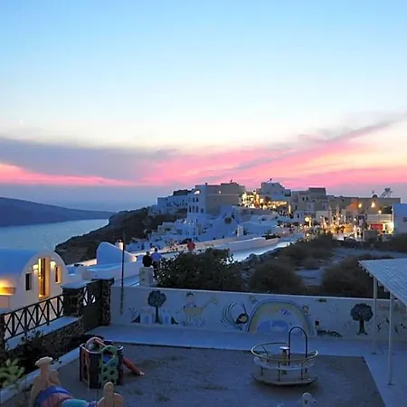 Stelios Golden View Hotell 3*
