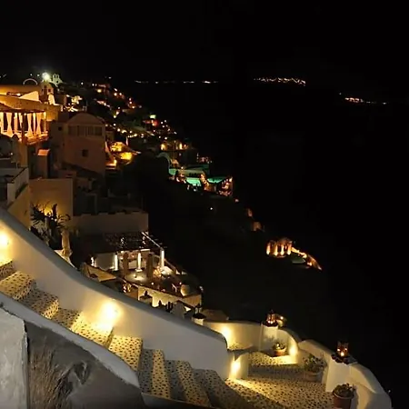 Stelios Golden View Oia